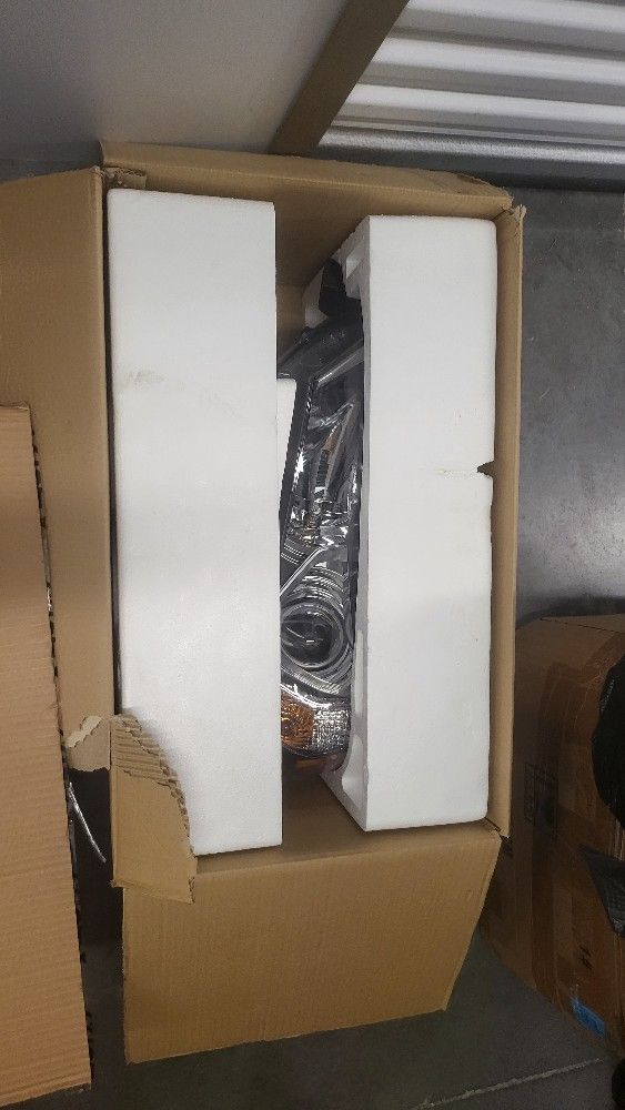 2020 4runner OEM Headlights