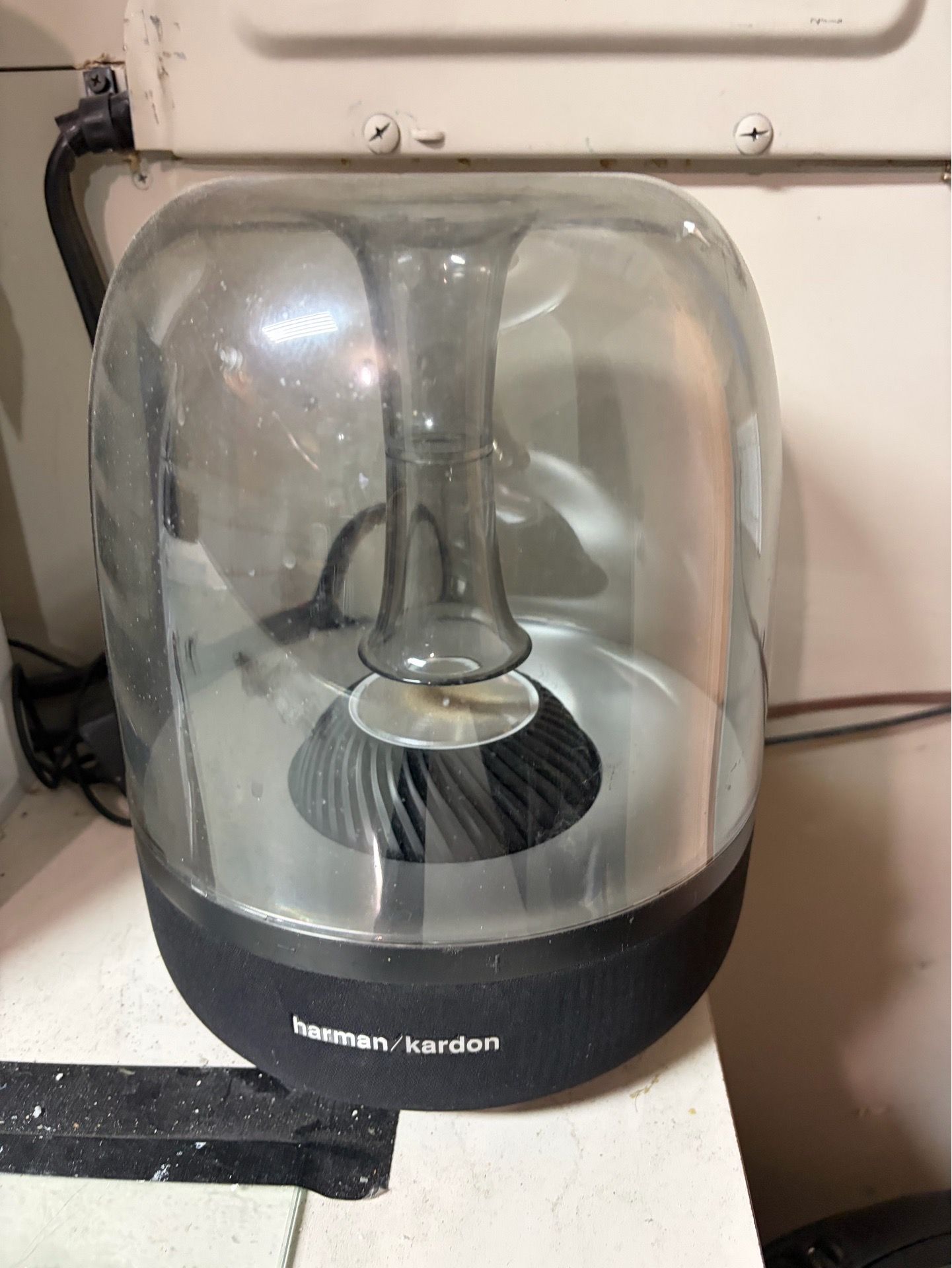 Speaker Harmon Kardon aura studio 2