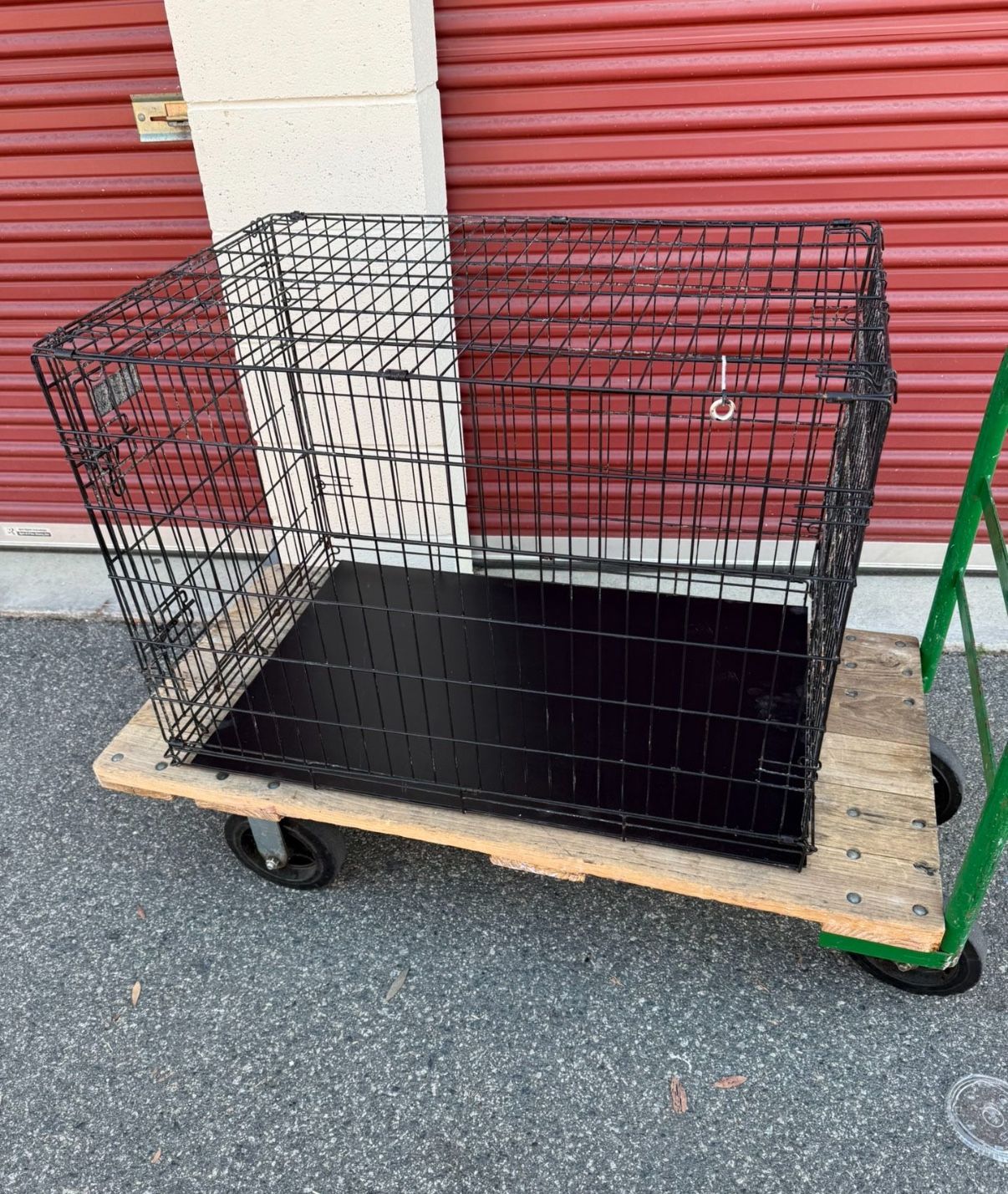 36”w, 24”d, 24”h, Pet Kennel