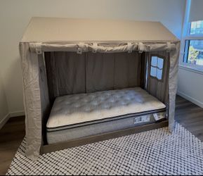 Pottery Barn Canopy Bed