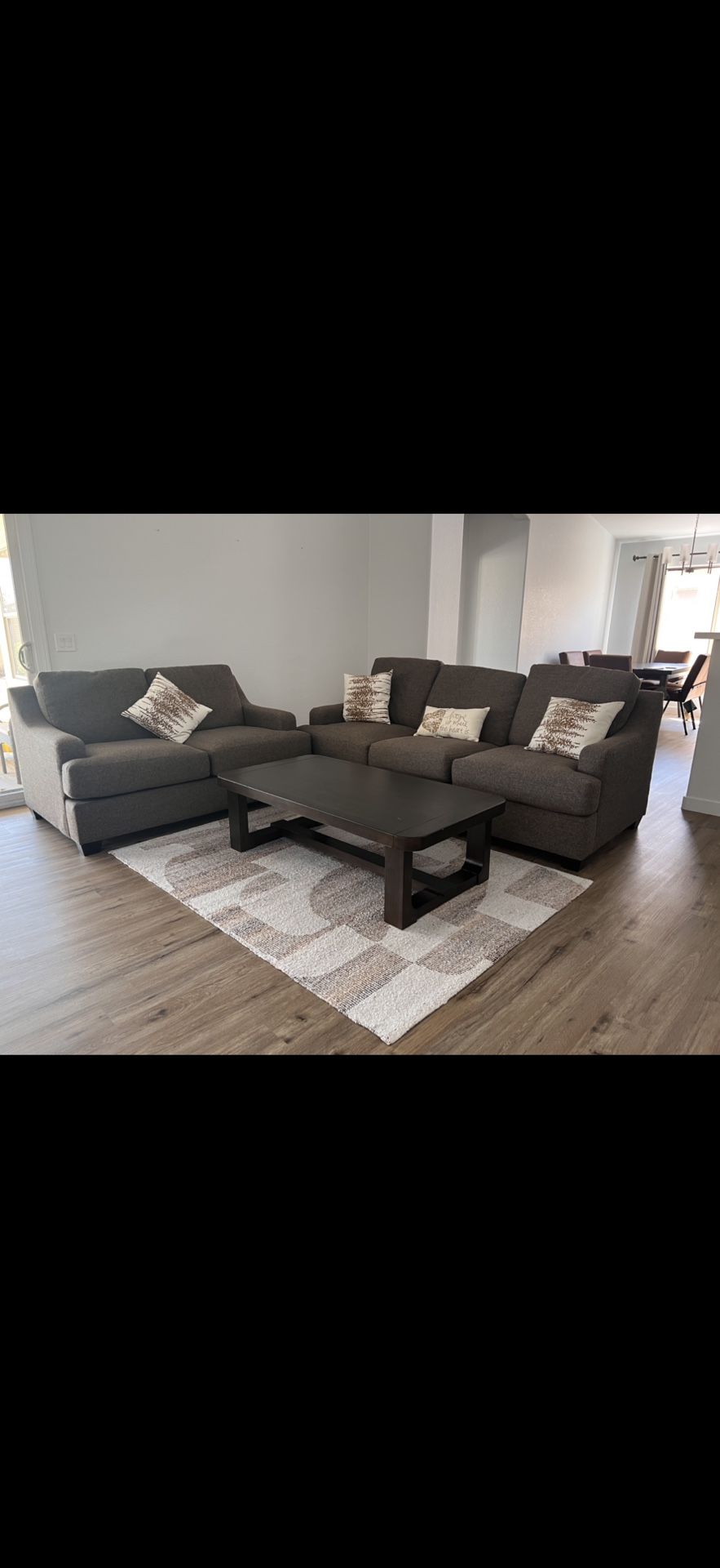 Sofa & Loveseat set- Great condition