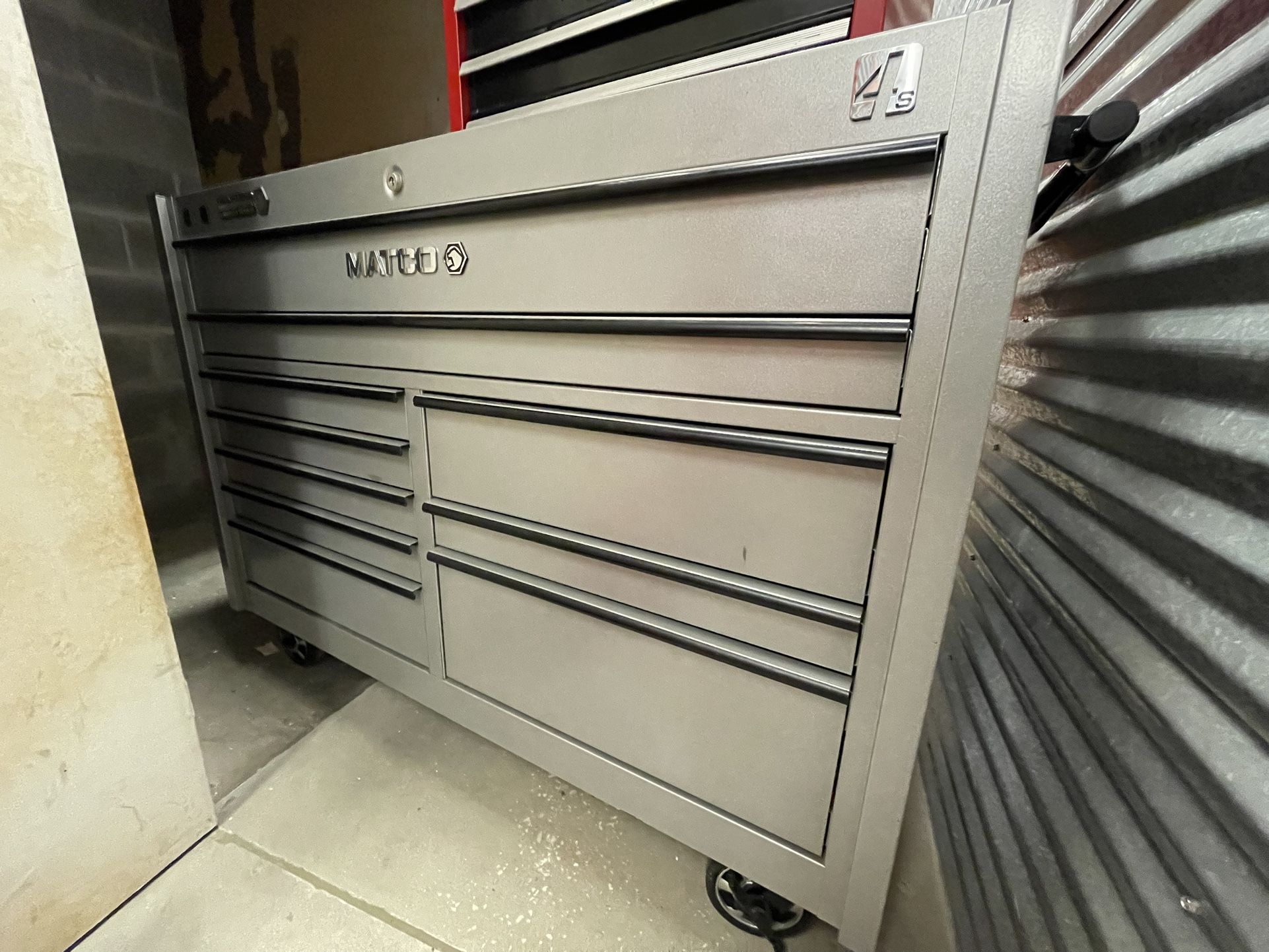 Matco 4s 2bay Power Toolbox silver (4225RP-00)