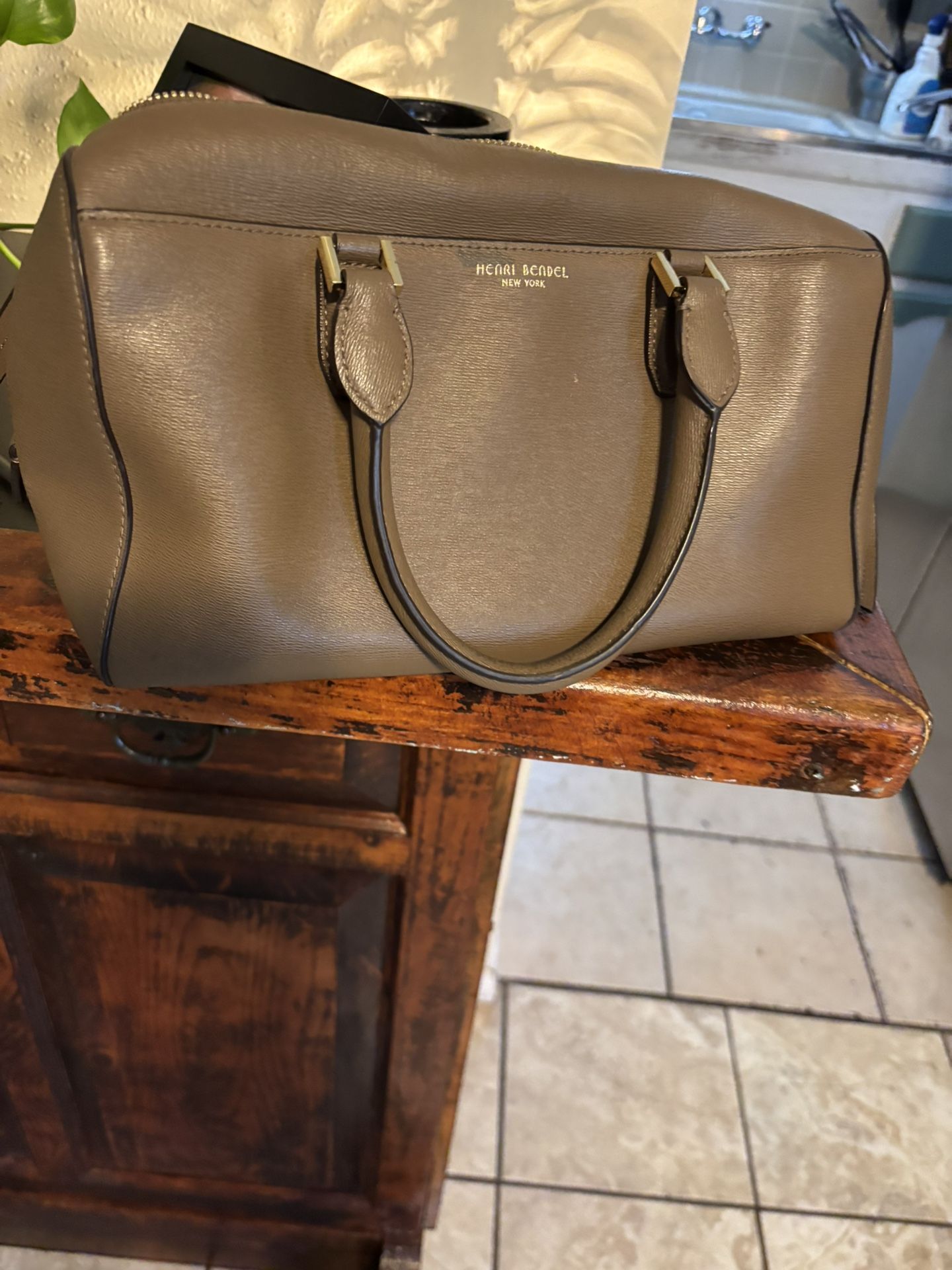 Henri Bendel Hand Bag