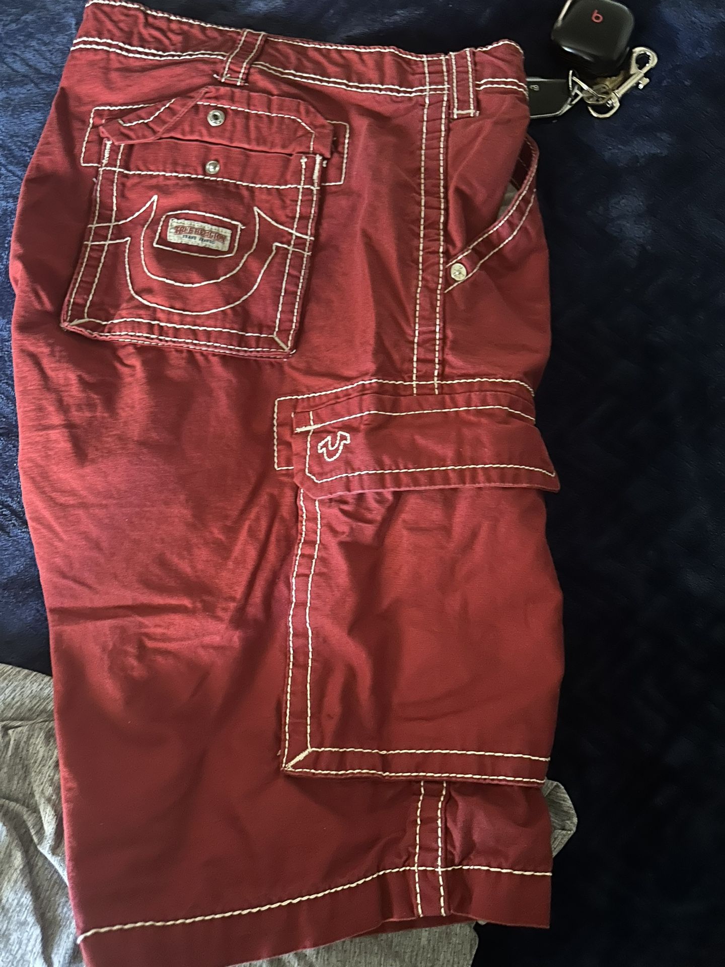 Men True Religion Cargo Knee Shorts SALE !!