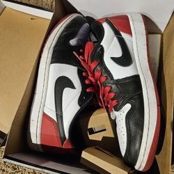 Jordan 1 Low Blacktoe 