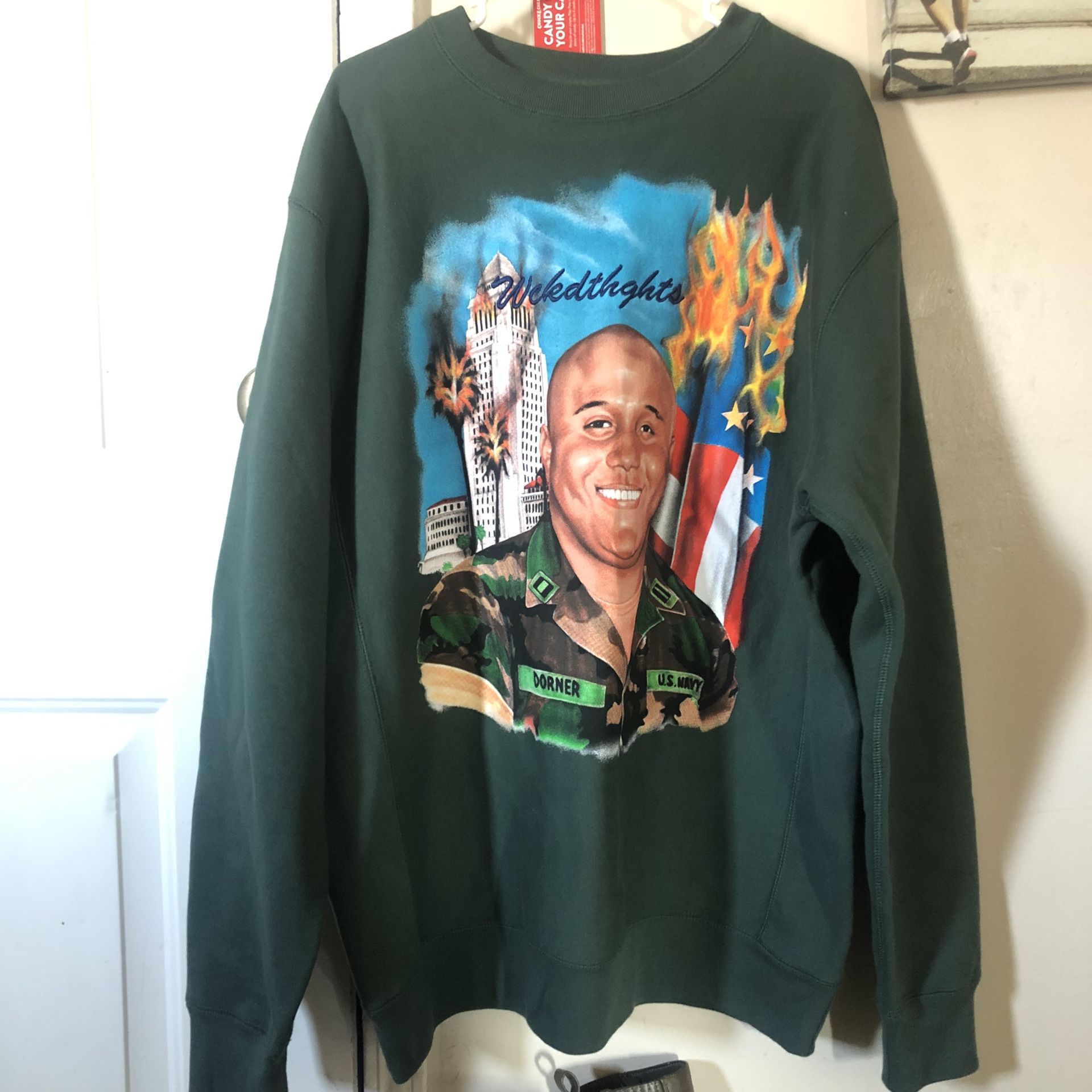 Wckdthghts WTLA Crewneck // Size XL