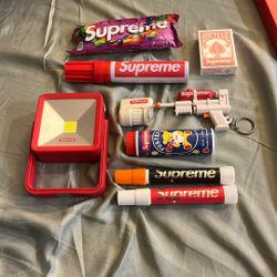 Supreme Accessories 