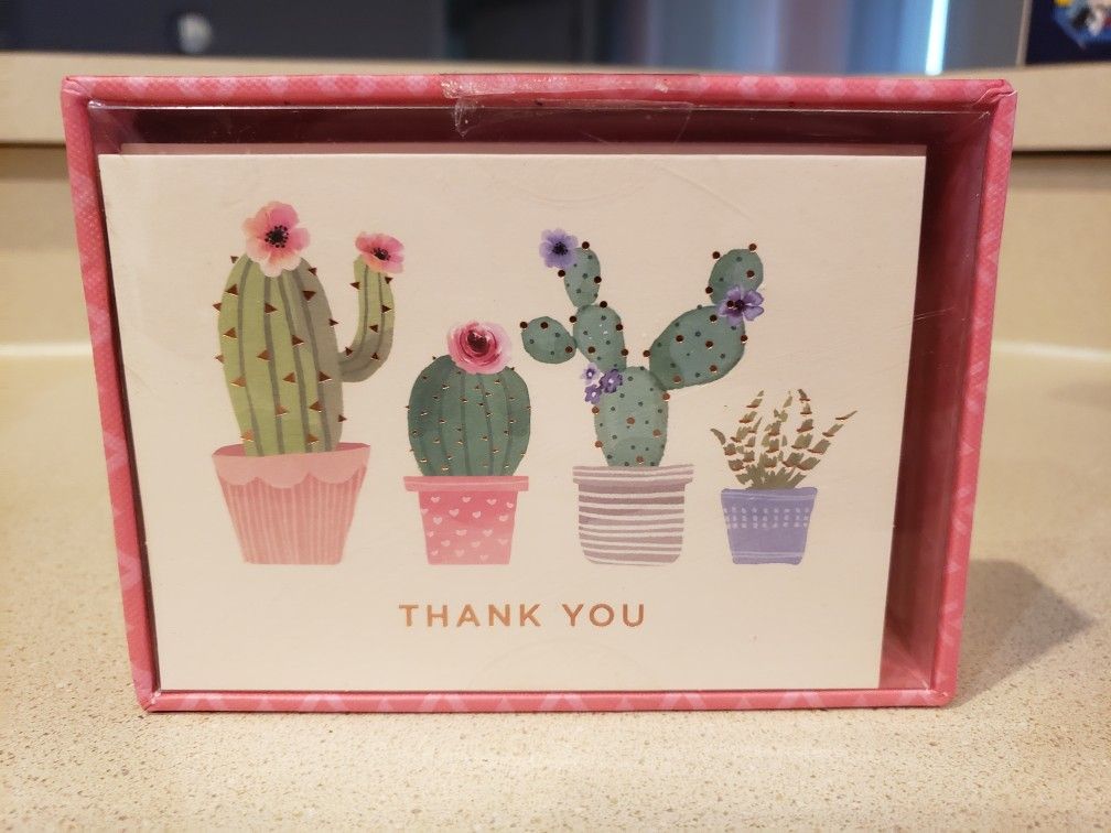 Thank You Cards.. 14 Envelopes And 14 Cards