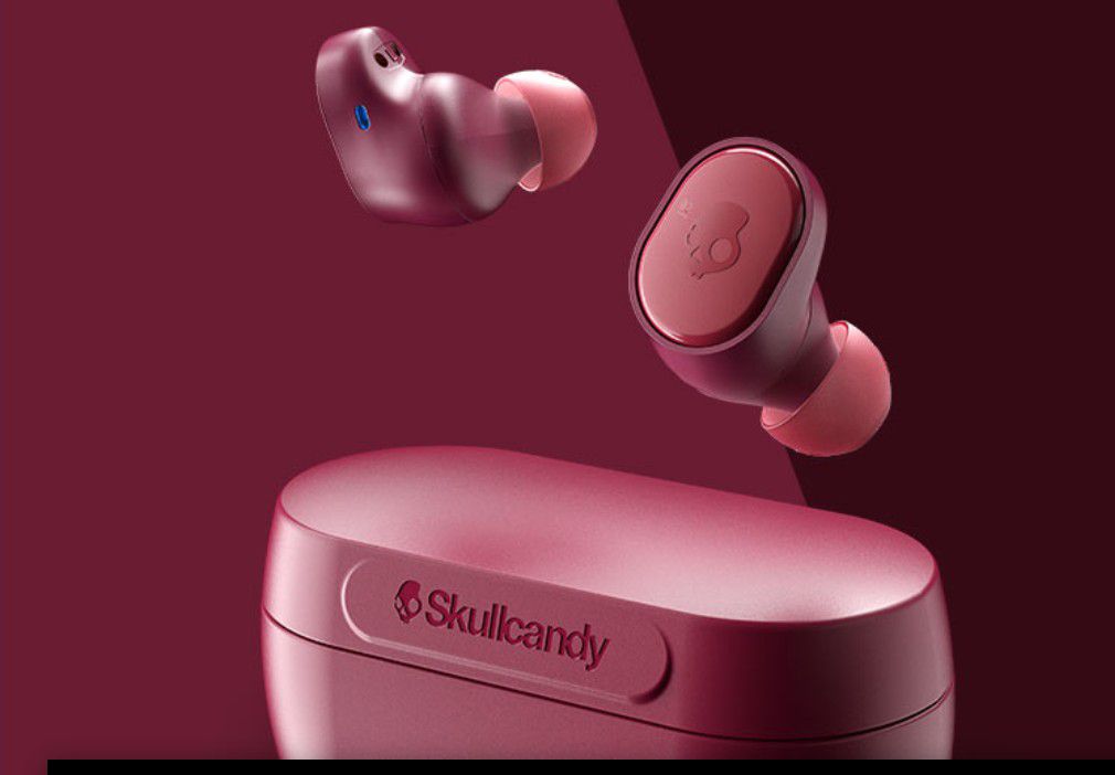 Red skullcandy wireless earbuds
