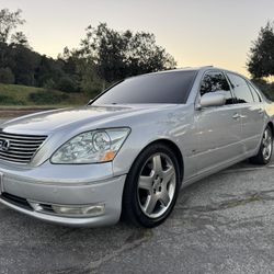 2004 Lexus LS 430