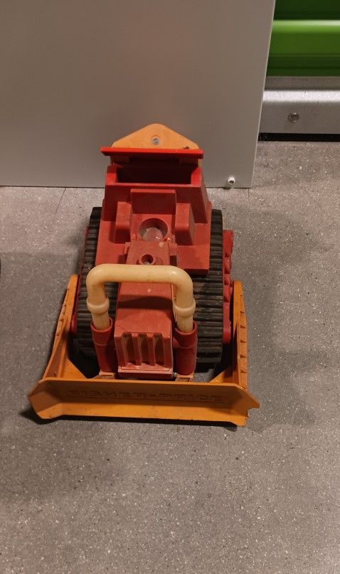 Vintage 70's Fisher- Price Dozer Loader Bulldozer #311 Construction