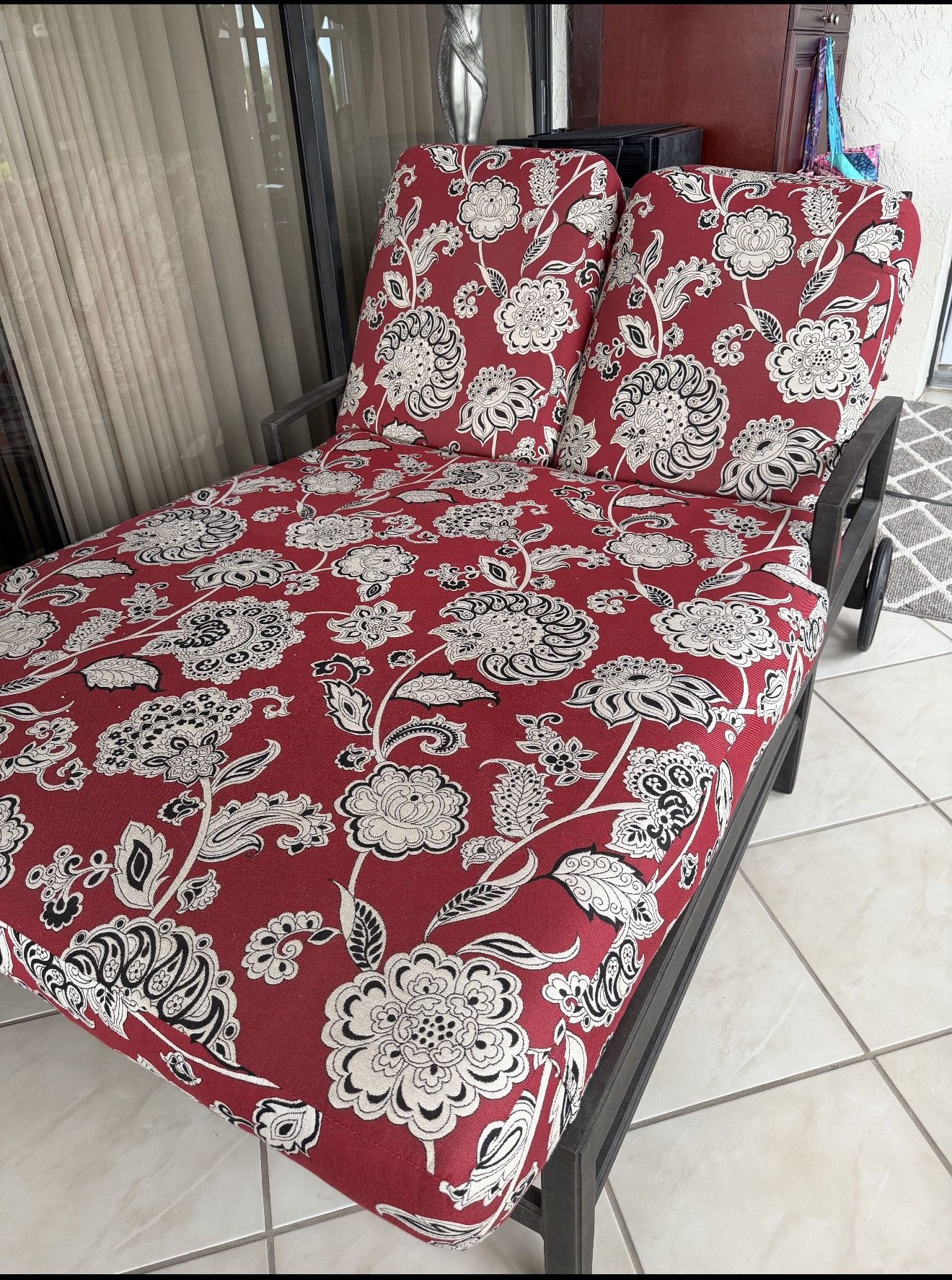 Double Size Patio Lounge Chair