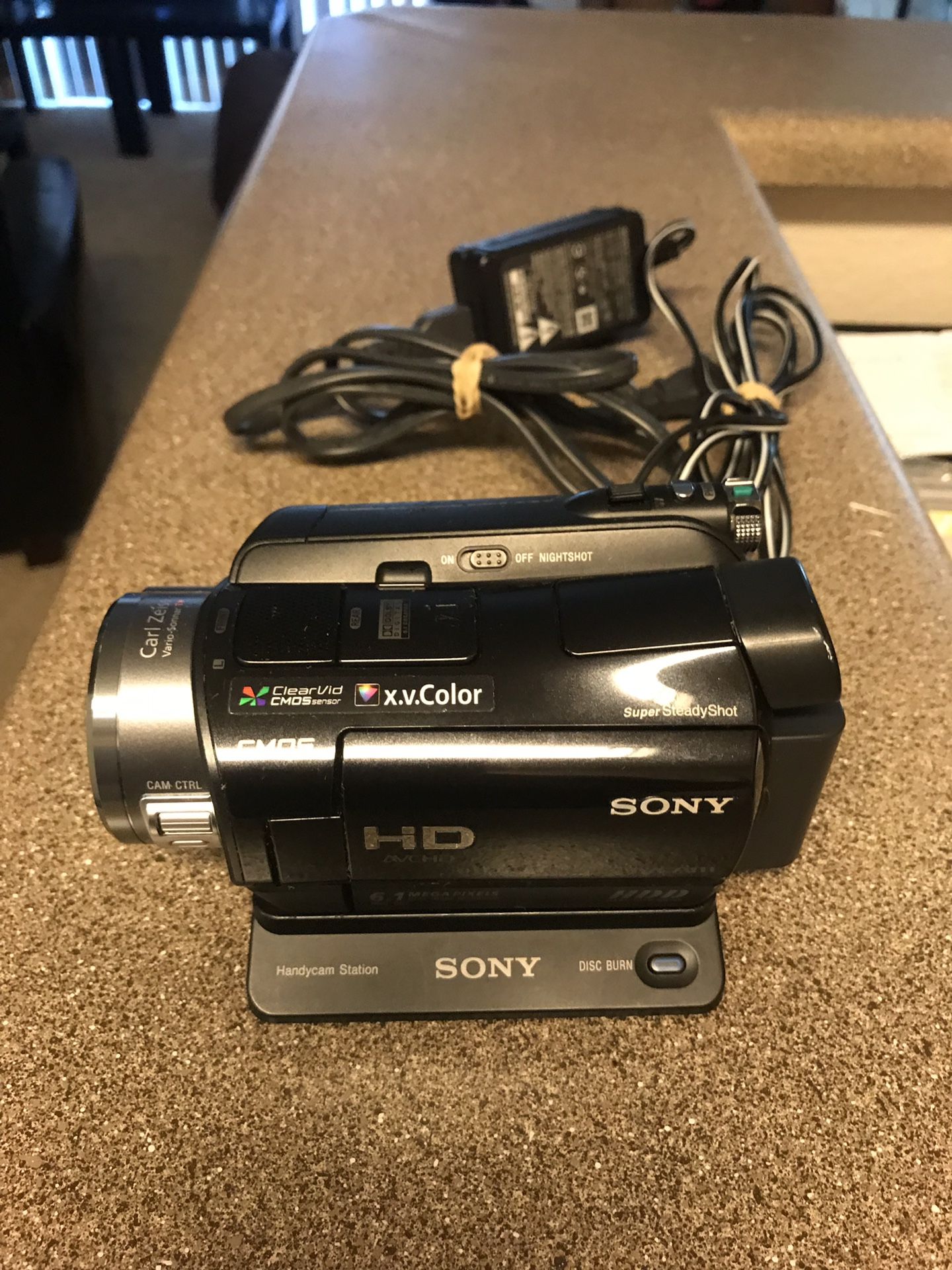 Sony HDRSR7 60GB High Definition Hard Disk Drive Camcorder With Charging Cradle Handycam for