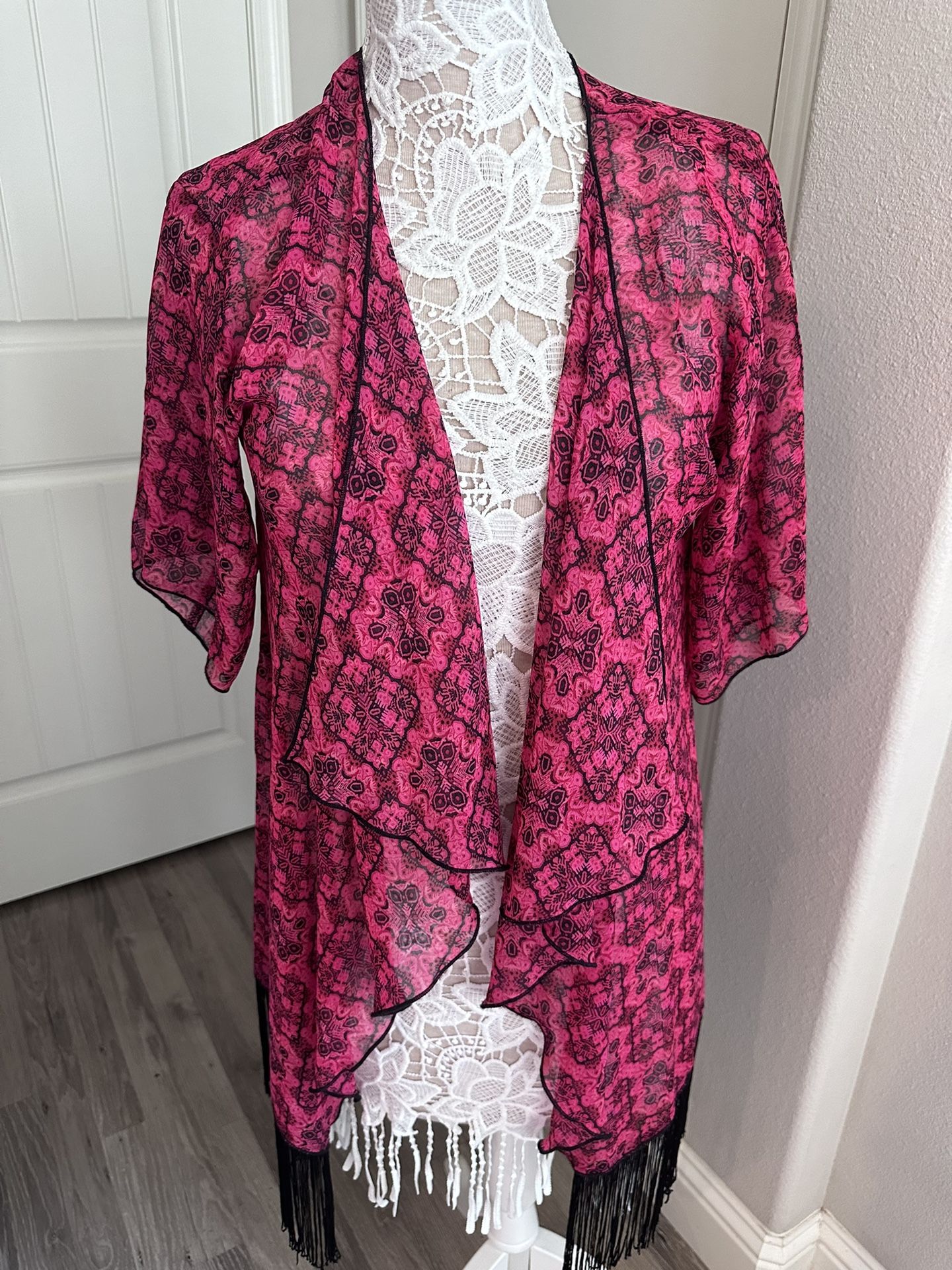 Lularoe Fringe Cover Up Top! (Size S)