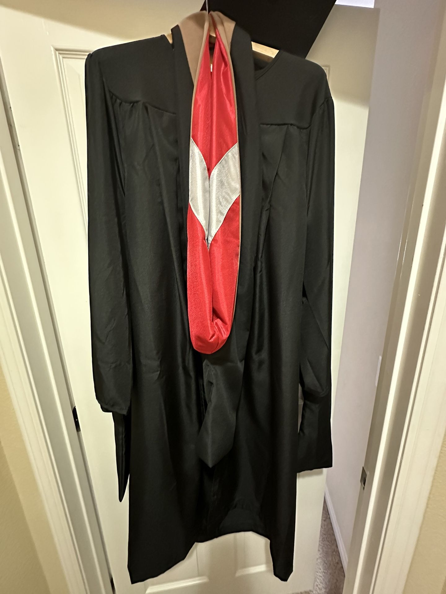 Masters Cap & Gown