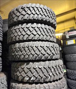 255/75/17 Firestone Selling a set of 4 tires in excellent condition 🫡