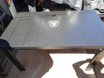 Raiders Table