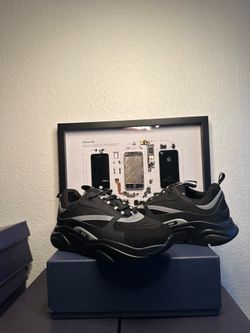 Dior b22