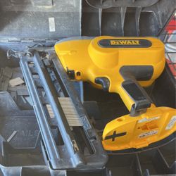 Dewalt Cordless Nail Gun 