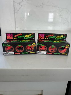 NEW Teenie Jack Glow Lanterns