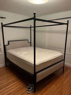 Queen Mattress w/ Headboard / Frame