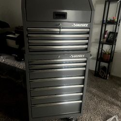 Husky Tool Box On Wheels