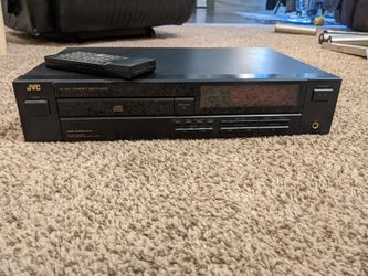 JVC Compact Disc Player With Remote