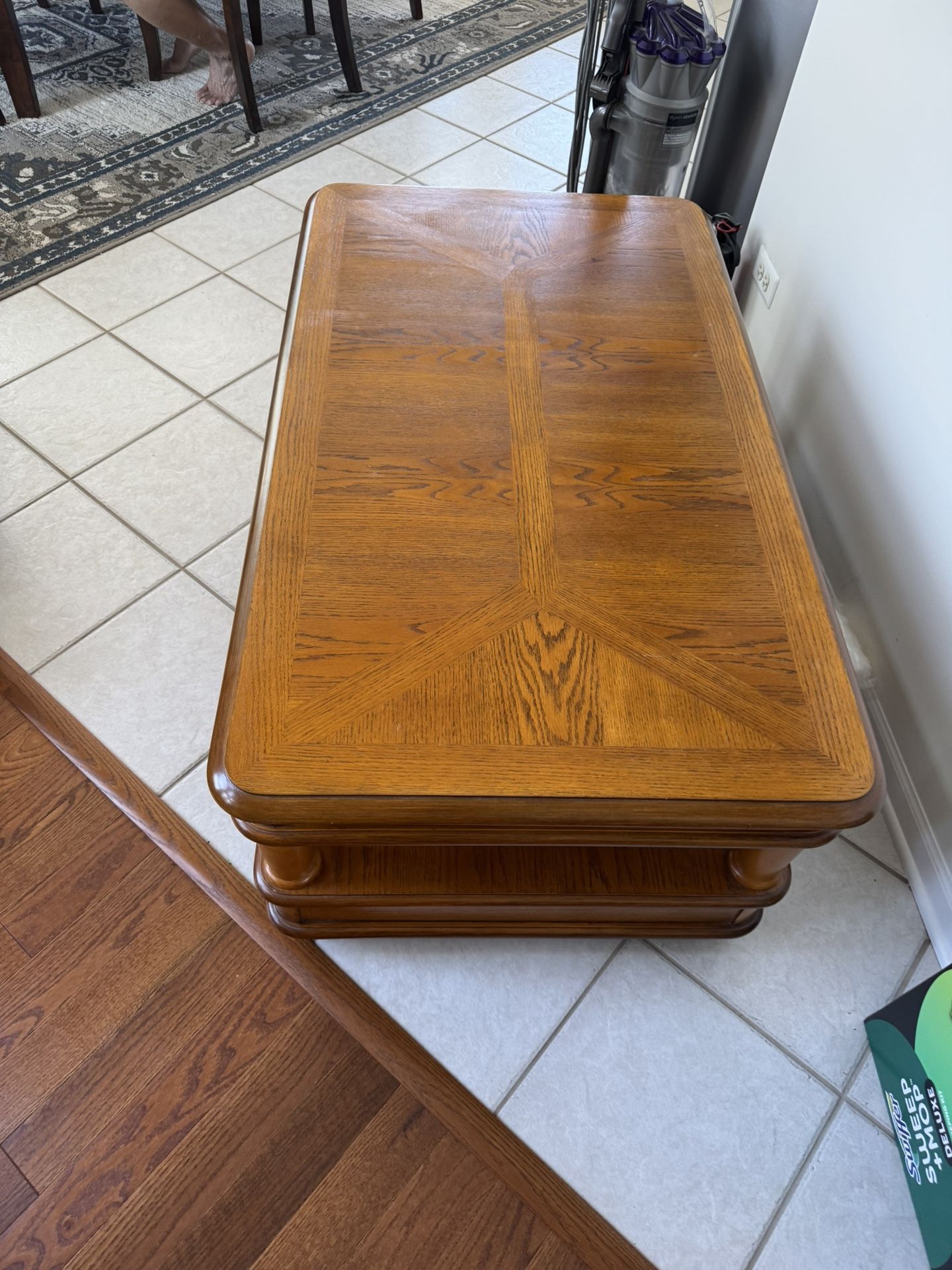 Coffee Table - LIKE NEW