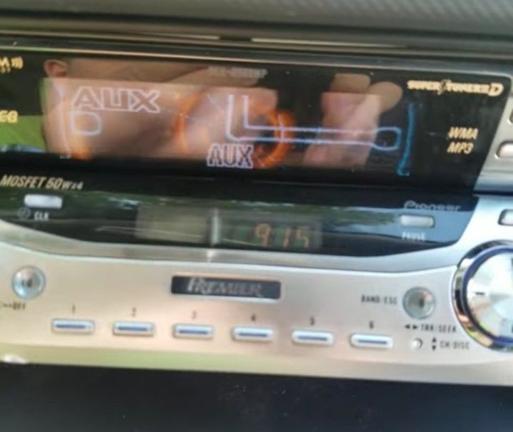 Pioneer Premier DEH-P960MP Dolphins Old School Stereo