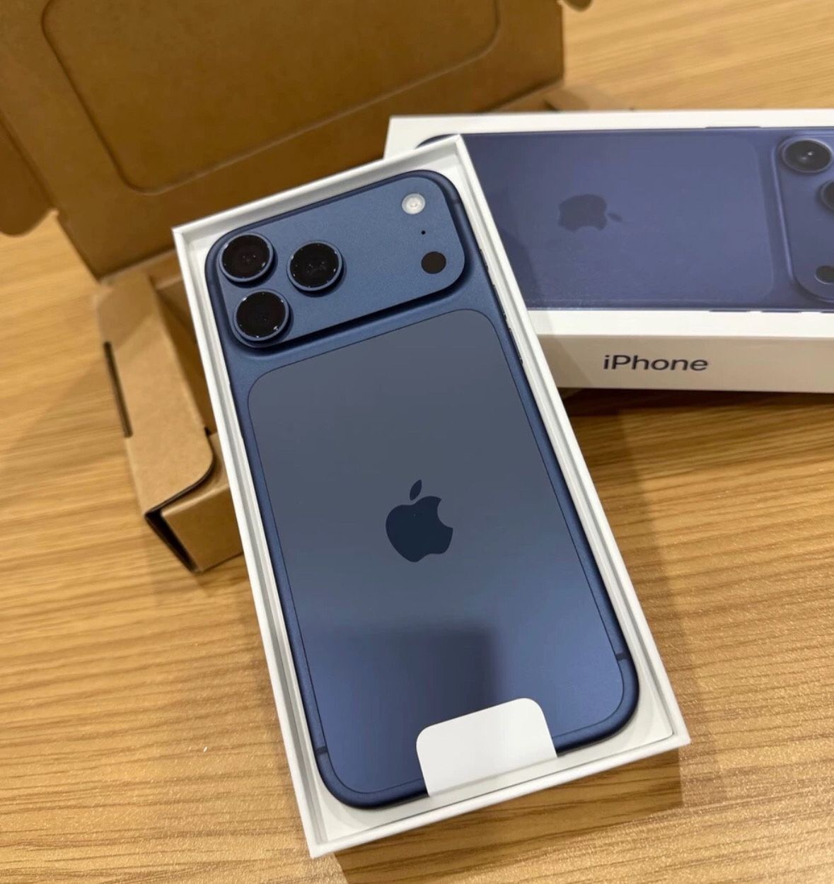 Apple iphone17pro max 1TB