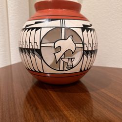 Navajo Clay Pot