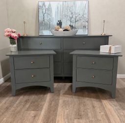 Dresser + nightstand set. Sage green/olive green