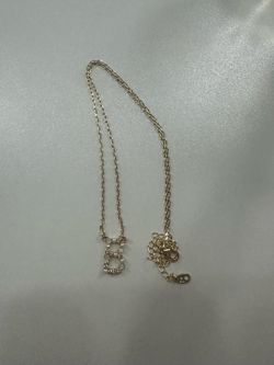 Gold necklace!