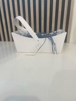 Cesta para arreglos y regalos