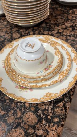 Aladdin fine china sets