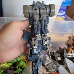 Transformers HFTD “The Fury of Bonecrusher” Walmart Exclusive- Ironhide