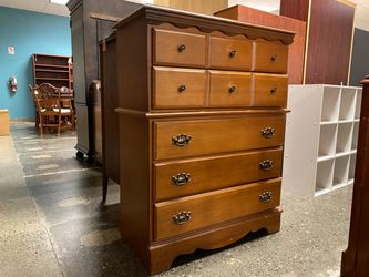 Vintage Light Brown 5-Drawer Highboy Dresser w/ Metal Handles
