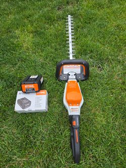 Stihl  HSA94R 24" Edge Trimmer W/ Battery