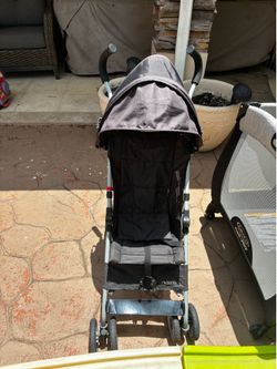 Graco Pack& Play  & Stroller