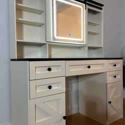 Makeup Table 