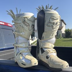 Fox Instinct boots size 9men