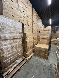 Kitchen Cabinets & Pantries (STARTING OFFER)