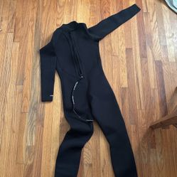 Wetsuit Size 14 