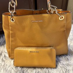 Michael Kor Purse and Wallet Set
