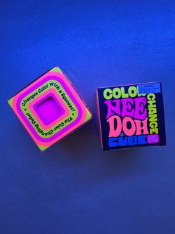 Needoh color changing cube