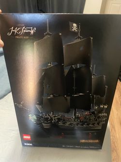 LEGO Jack Sparrows ship (Black Pearl)