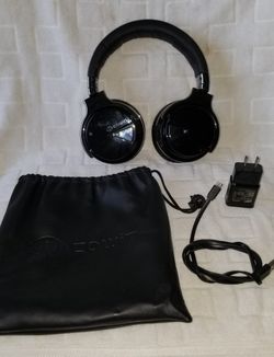 Crown blutooth headphones