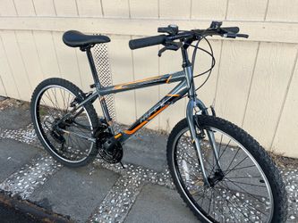 goodbike everything works good tires size 24 good condition