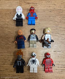 Lot of marvel lego minifigures
