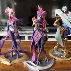 League Of Legends Unlocked Statues